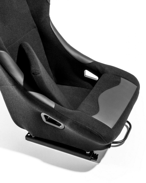 FOTEL KUBEŁKOWY BM SPORT + MOCOWANIE WELUR FOTEL KUBEŁKOWY BM SPORT + MOCOWANIE WELUR